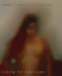looking for nude wives