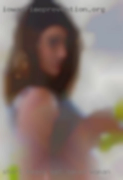 short heavy set naked woman